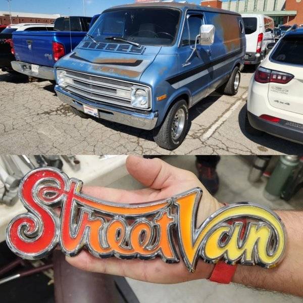 000 Street Van Emblem.jpg