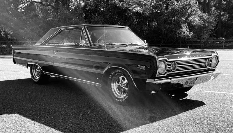 0000 1966 Plymouth satellite.jpg