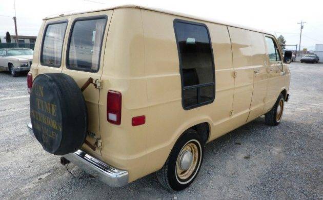 040419-1981-Dodge-B250-Ram-van-3-630x390.jpg