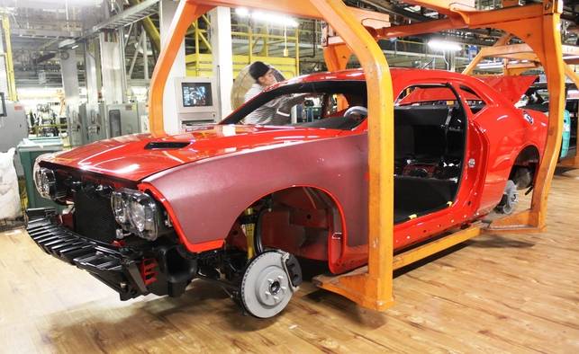 07_Brampton-Assembly-Plant-Factory-FCA-Chrysler-Hellcat-Maronese.jpg