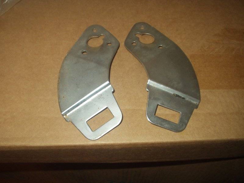 1-1-25 sun visor-seat belt holder #1.JPG