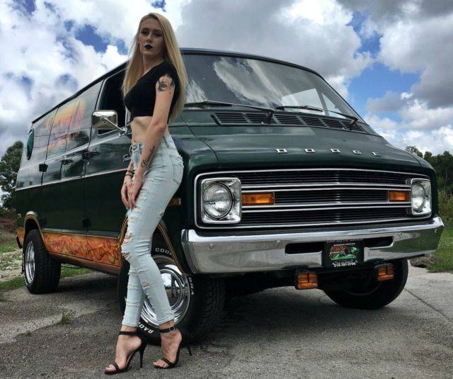 1-start-no-reserve-barn-find-custom-dodge-van-41k-b100-tradesman100-225-pics-1.jpg