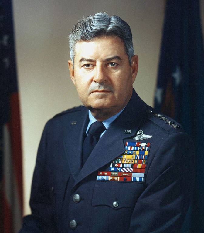 1200px-Curtis_LeMay_%28USAF%29.jpg