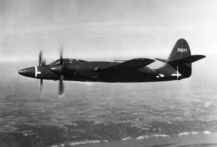 1280px-McDonnell_XP-67_in_flight_061024-F-1234P-033.jpg