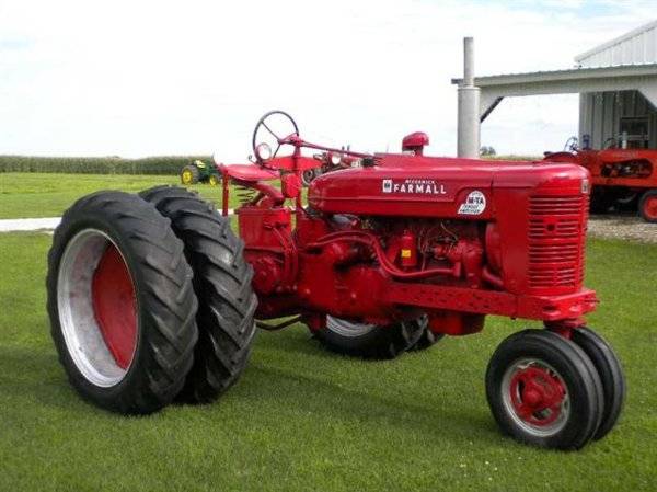 1465-Farmall-Super-MTA-Duals-001.jpg