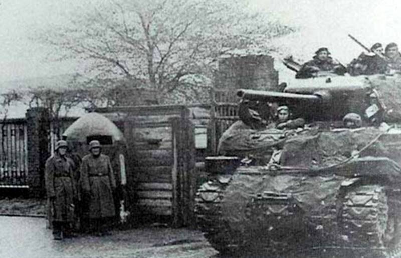 15-German-Naval-Base_Wilhelmshaven-capitulation-5may-1945-1024x661.jpg