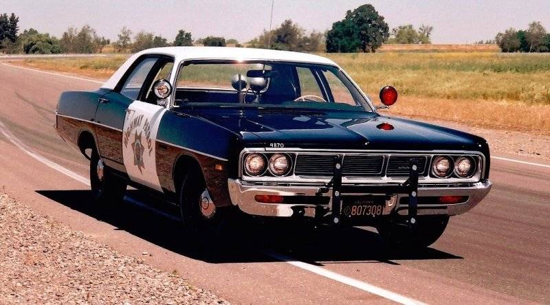 157 '69 CHP Dodge Polara.jpg