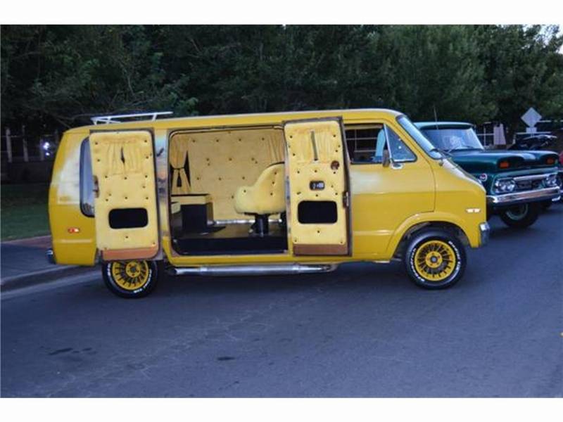 167195-1977-dodge-van-std.jpg