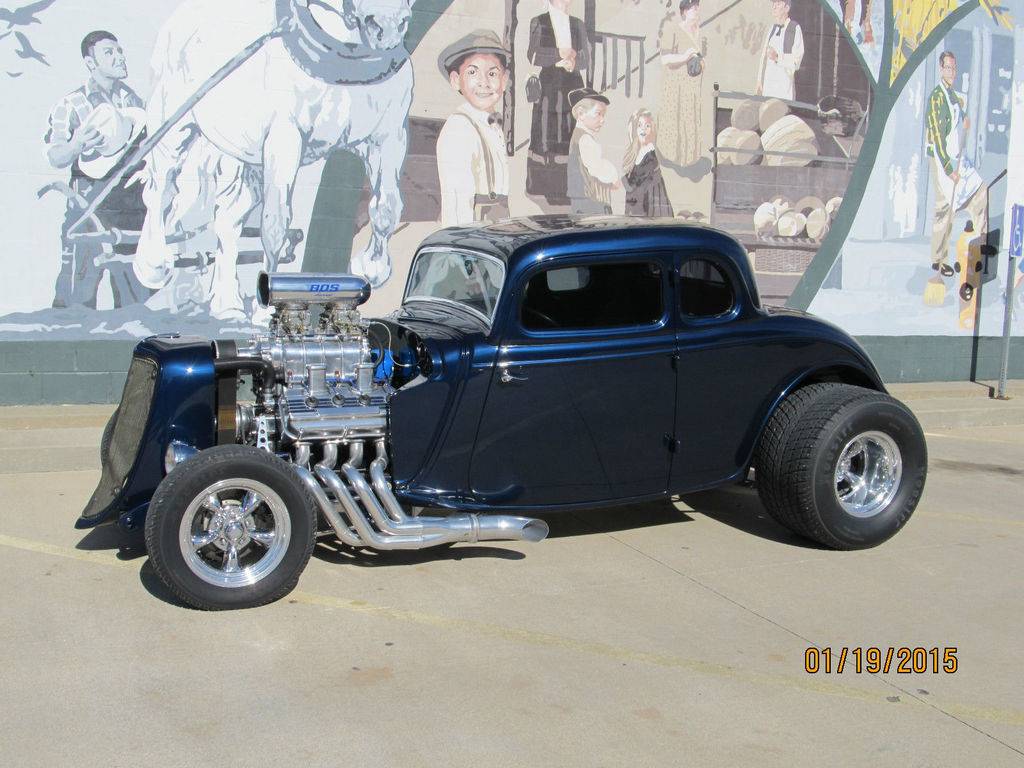 1933-ford-5-window-coupe-steel-body-and-supercharged-392-hemi-hot-rod-street-rod-2.jpg