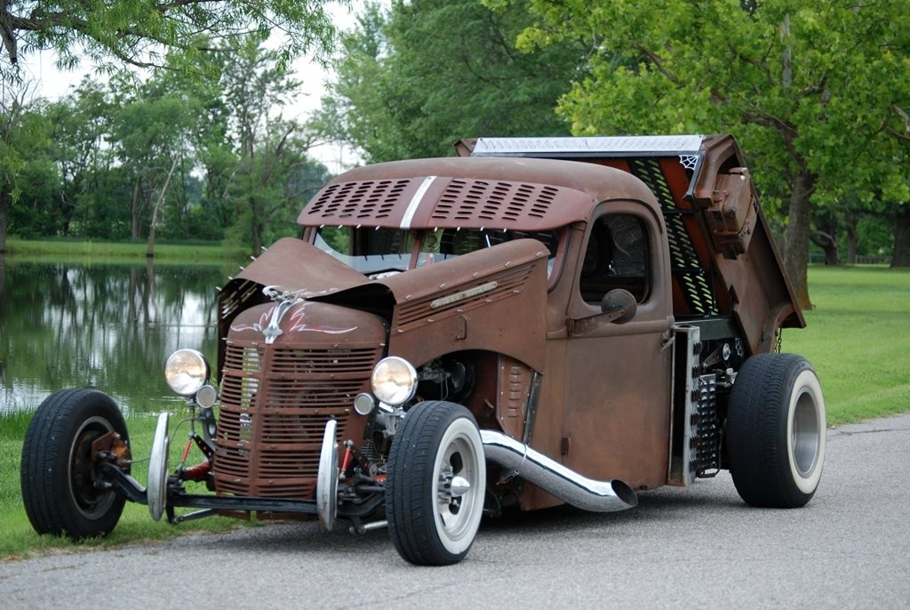 1937-International-Mid-Engine-Rat-Rod-Warren-Sue-Sallee.jpg