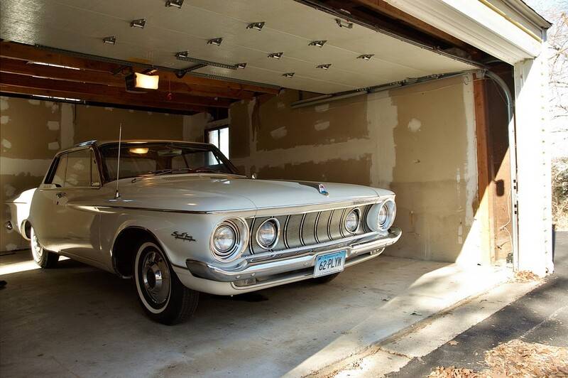 1962_plymouth_fury_barn_find19.jpg