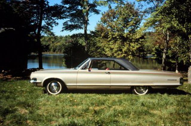 1965 Chrysler 300-L.jpg