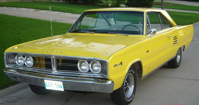 1966 Coronet 500 - yellow with white and black interior - 2.jpg