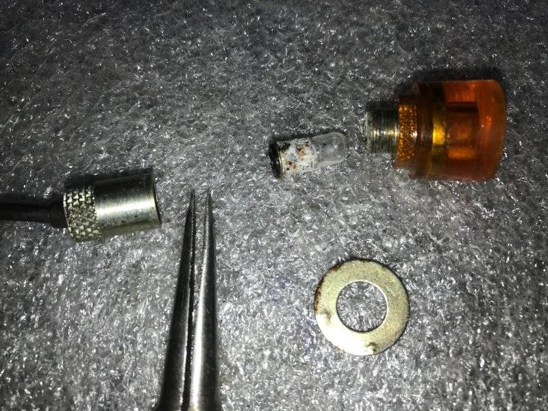 1967 Bulb Removed.jpg