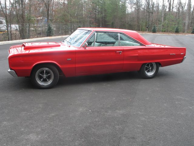 1967 Coronet - red with WO23 hood scoop.jpg