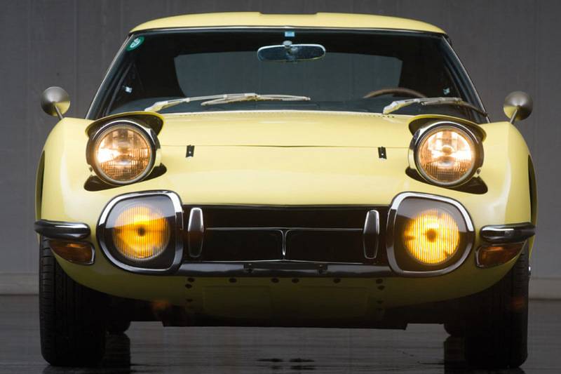 1967-toyota-2000gt-1.2-million-54e680f47b65a.jpg