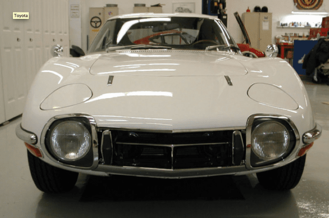 1967-Toyota-2000GT-No88-02-640x425.png