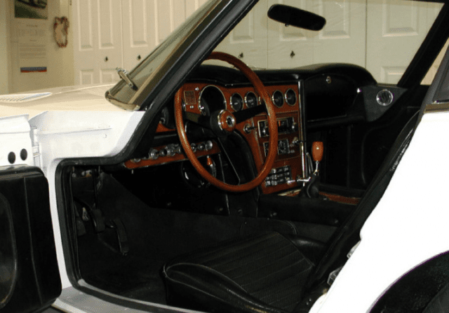 1967-Toyota-2000GT-No88-05-640x447.png