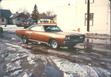 1968 Coronet RF.jpg