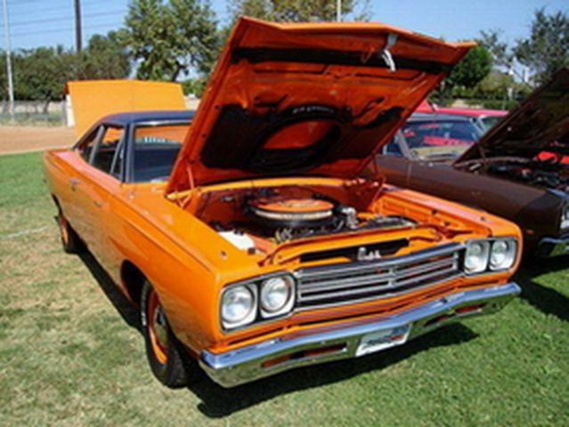 1969 Plymouth Road Runner.jpg