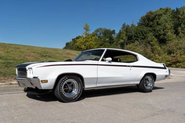 1970-buick-gsx-stage-1-numbers-matching-455-v8-and-4-speed-rotisserie-resto-1.jpg