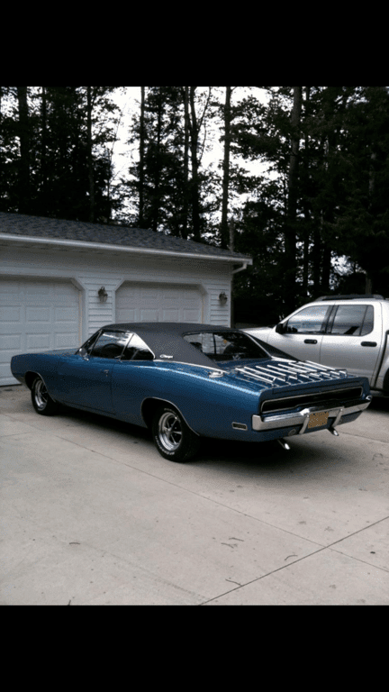 1970 charger.png