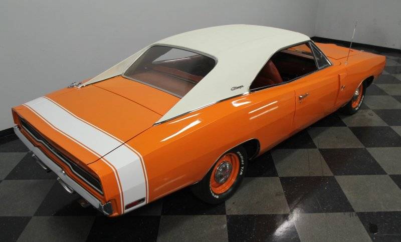 1970-charger-tail-stripe.jpg