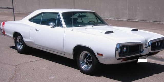 1970 Super Bee white with red stripe.jpg