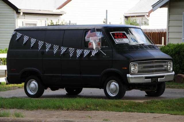 1970039s-van-rare-dodge-shorty-mopar-muscle-short-van-automatic-factory-ac-70s-van-11.jpg