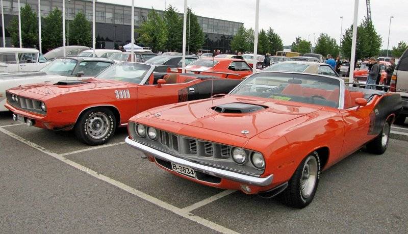 1971 Plymouth 'Cuda 340 Convertibles.jpg