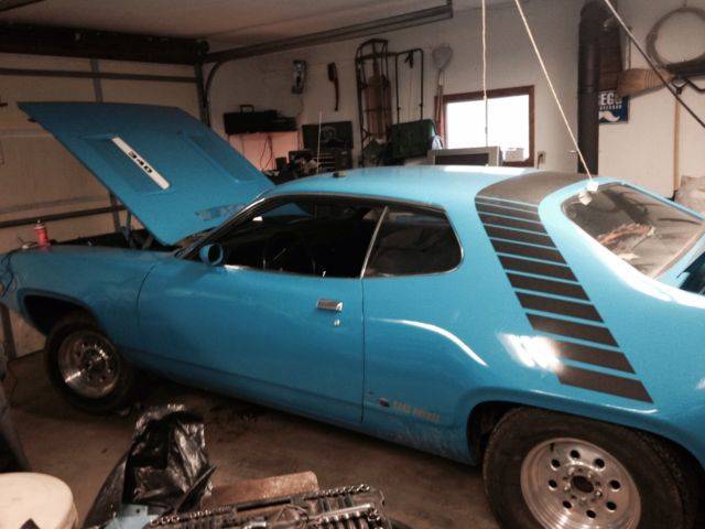 1972-plymouth-roadrunner-340-rare-original-engine-rare-petty-blue-color-5.jpg