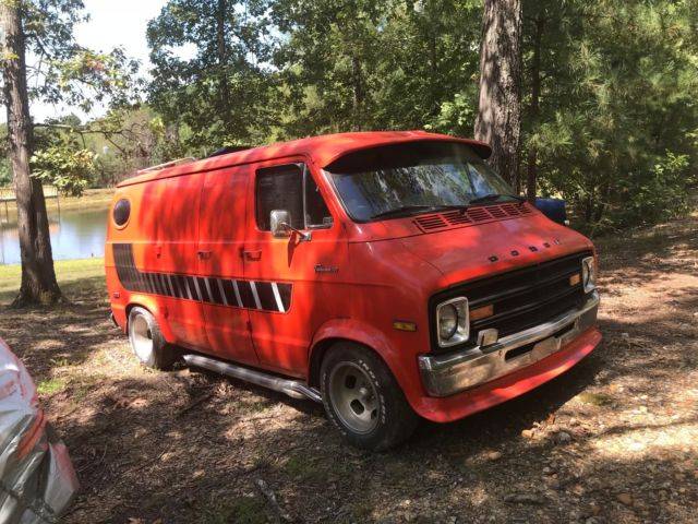 1974-dodge-b100-custom-van-3.jpg