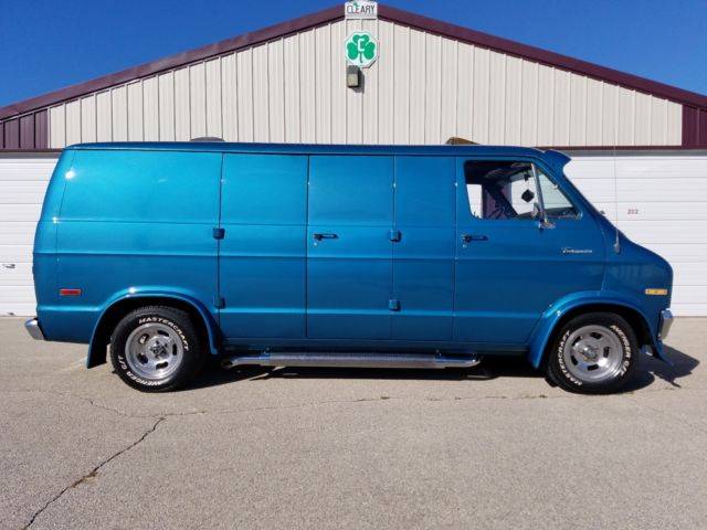 1974-dodge-tradesman-100-custom-van-88k-mi-survivor-barn-find-1-owner-70039s-4.jpg