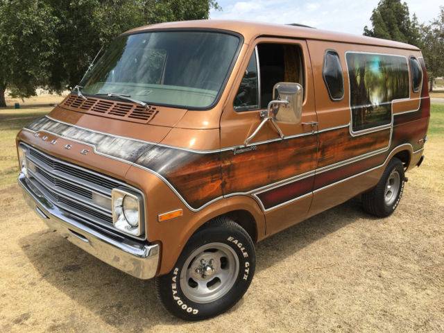 1977-dodge-original-factory-produced-lrp-woodsman-7.jpg