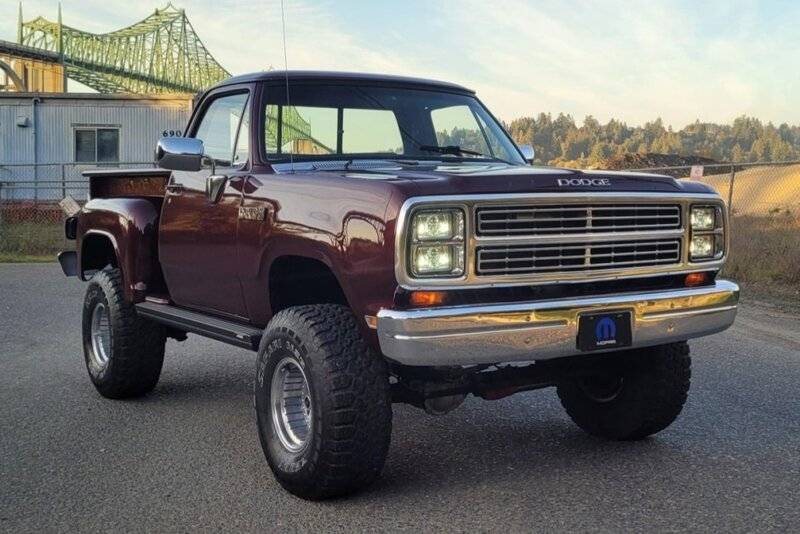 1979_dodge_power_wagon_16366581483d00220211016_175518.jpg