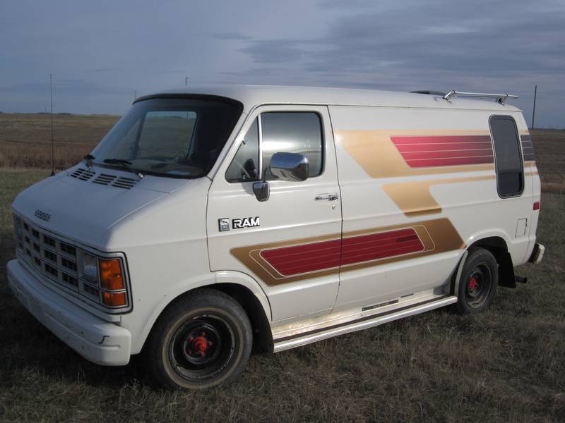 1988_dodge_ram_van-pic-6481647660163675441.jpg