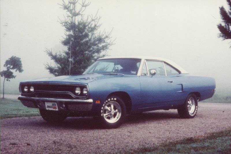 2- 70 Plymouth  Road Runner.jpeg