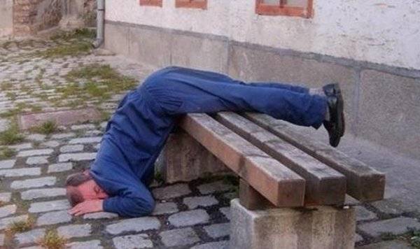 20-of-the-funniest-photos-of-drunk-people-13.jpg