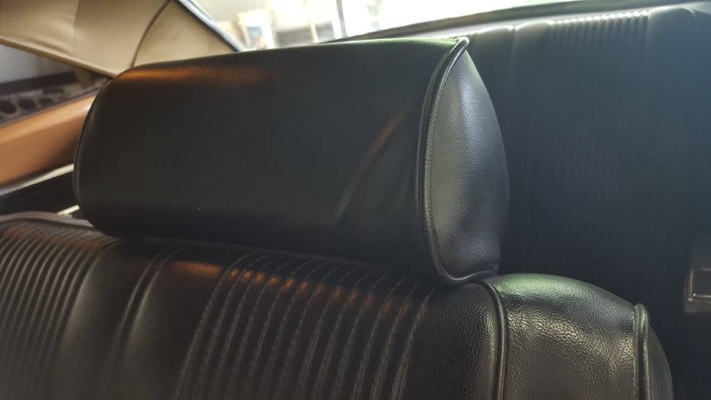 SOLD - Bench seat headrest | For B Bodies Only Classic Mopar Forum