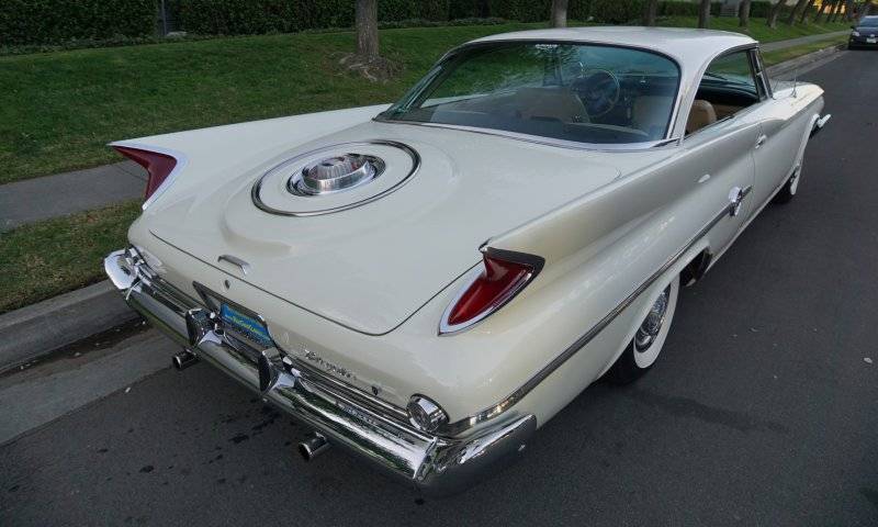 224 1960 Chrysler 300-F 413-375hp.jpg