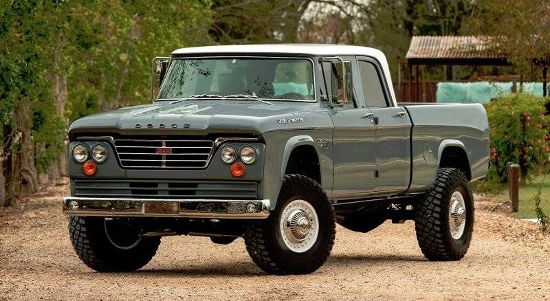 224 '65 Dodge D200 Power Wagon.jpg