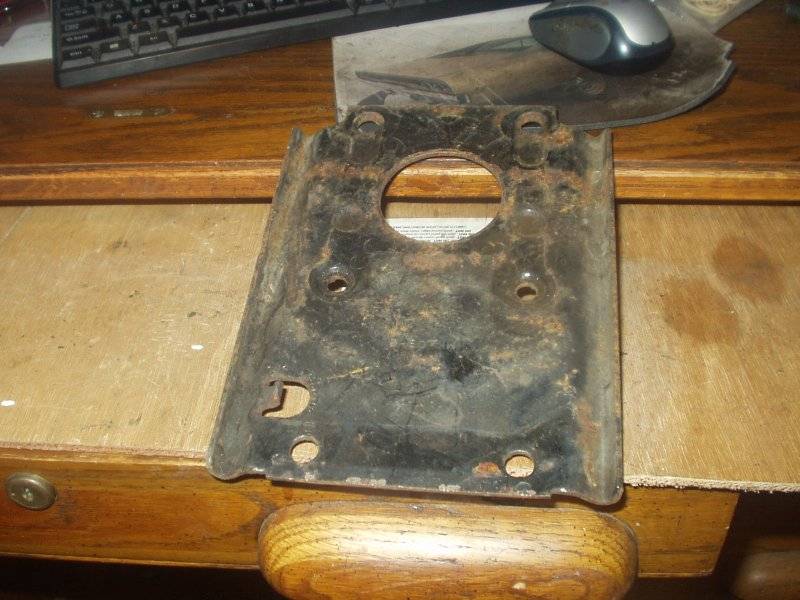 24 master cylinder plate.JPG