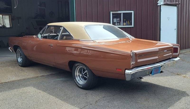 294 '69 Plymouth road runner.jpg