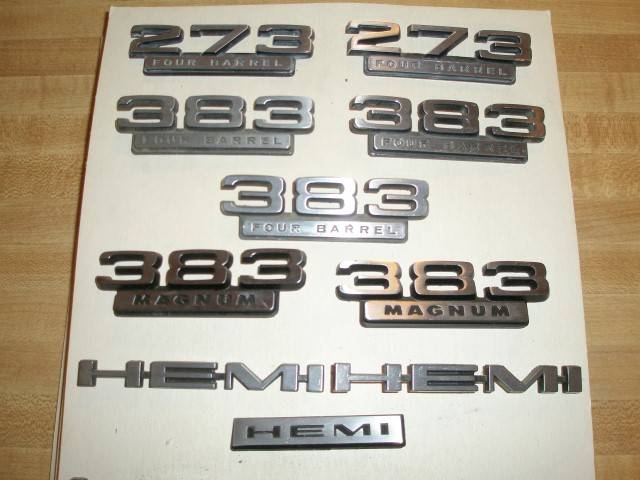 383 & HEMI Emblems 001 (Small).JPG