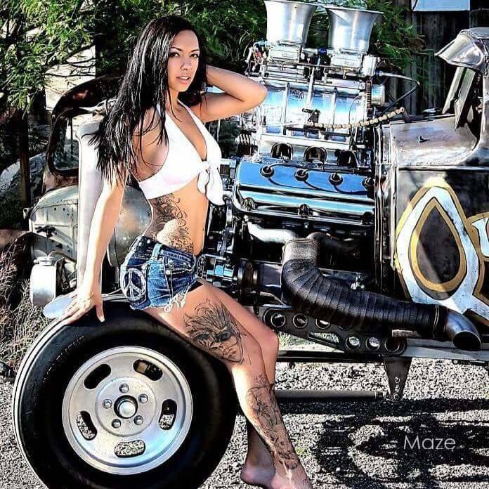 3ce69014fd53c2483fce26c5df2f4ad1--rockabilly-cars-daisy-dukes.jpg