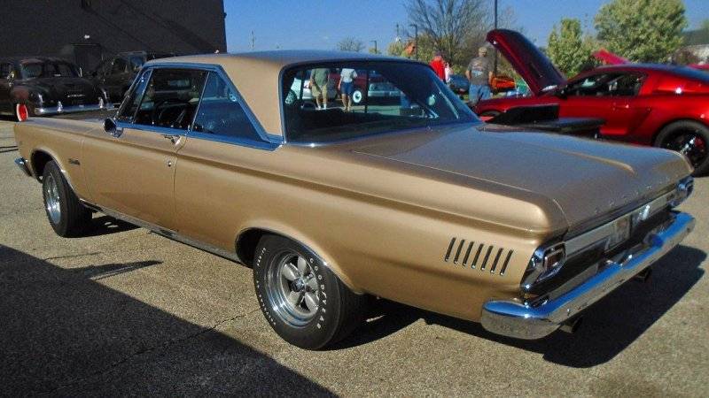 438 '65 Plymouth Satellite.jpg