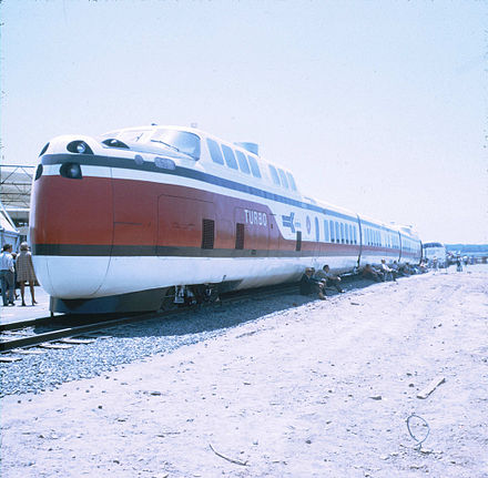 440px-United_Aircraft_TurboTrain_at_Transpo_'72.jpg