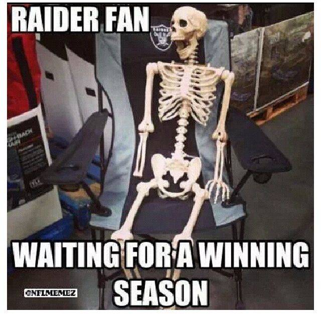 Idiotic raider fans. Happy Fuck the Raiders Friday!!! : r/Chargers