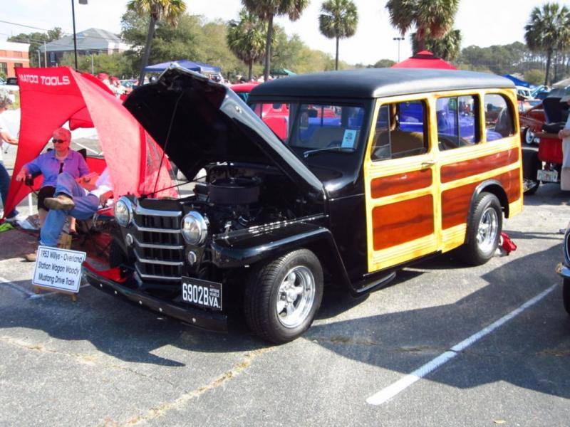 53 Willys Overland Woody.jpg