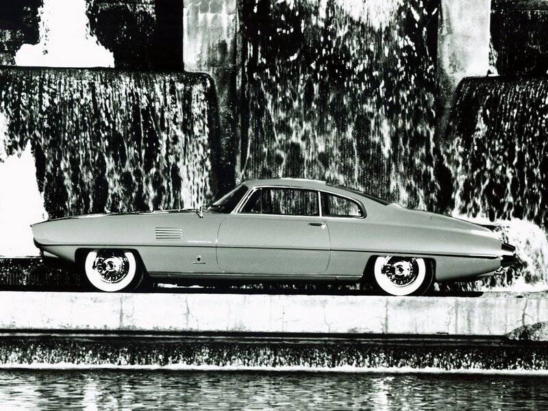 54 Chrysler Ghia Adventurer II concept.jpg